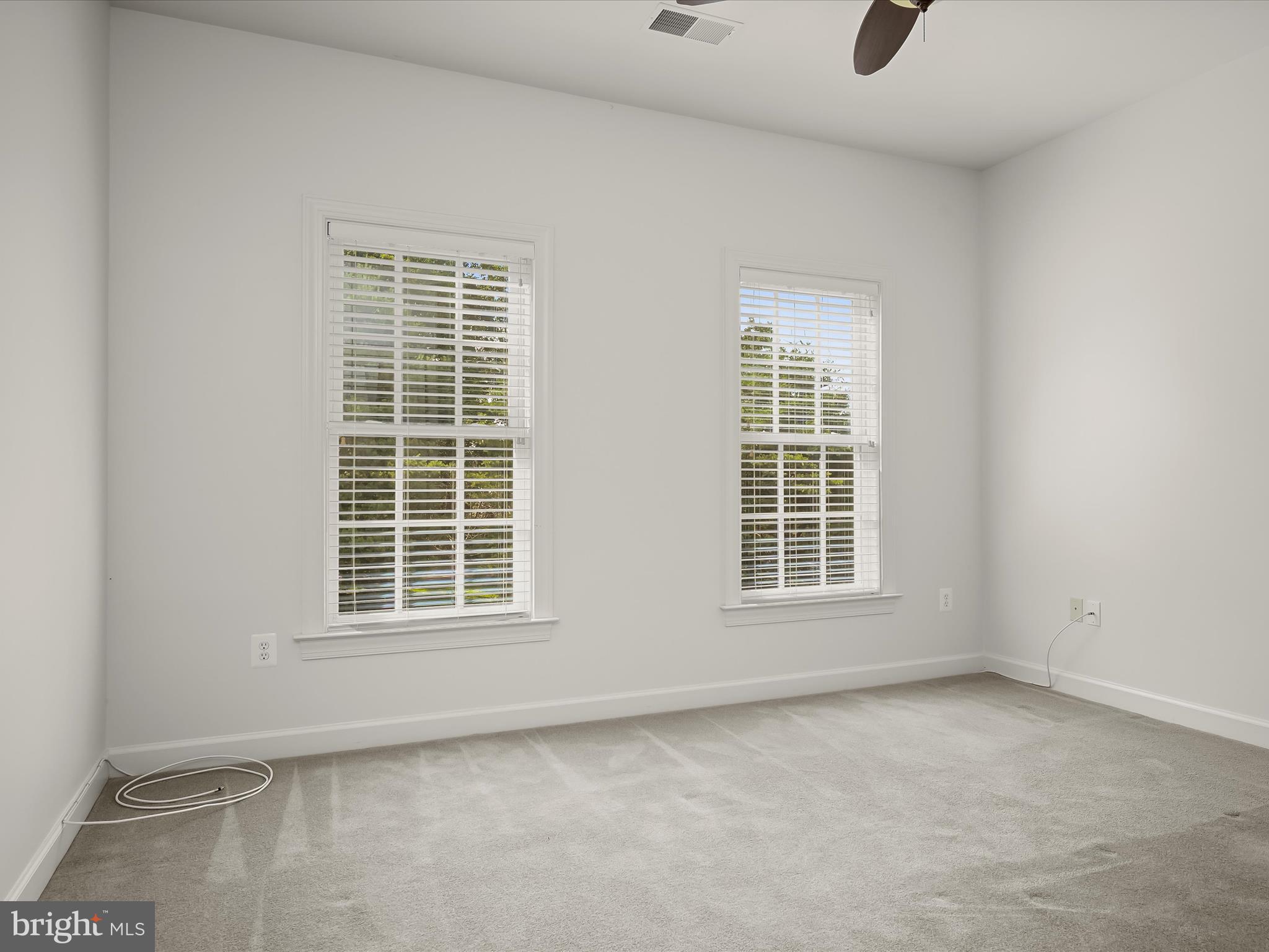 HALL SHOP MANOR - Residential