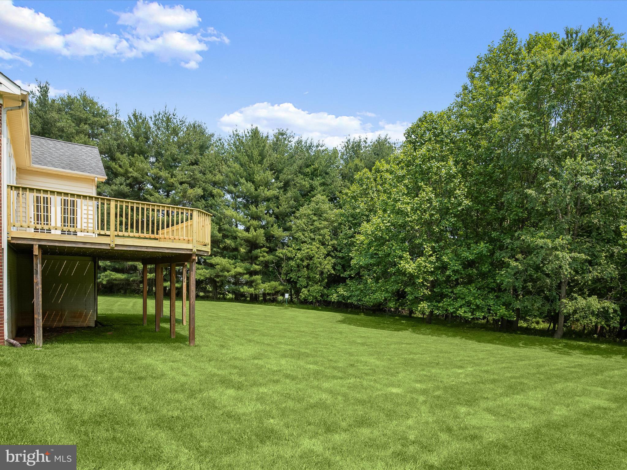 HALL SHOP MANOR - Residential