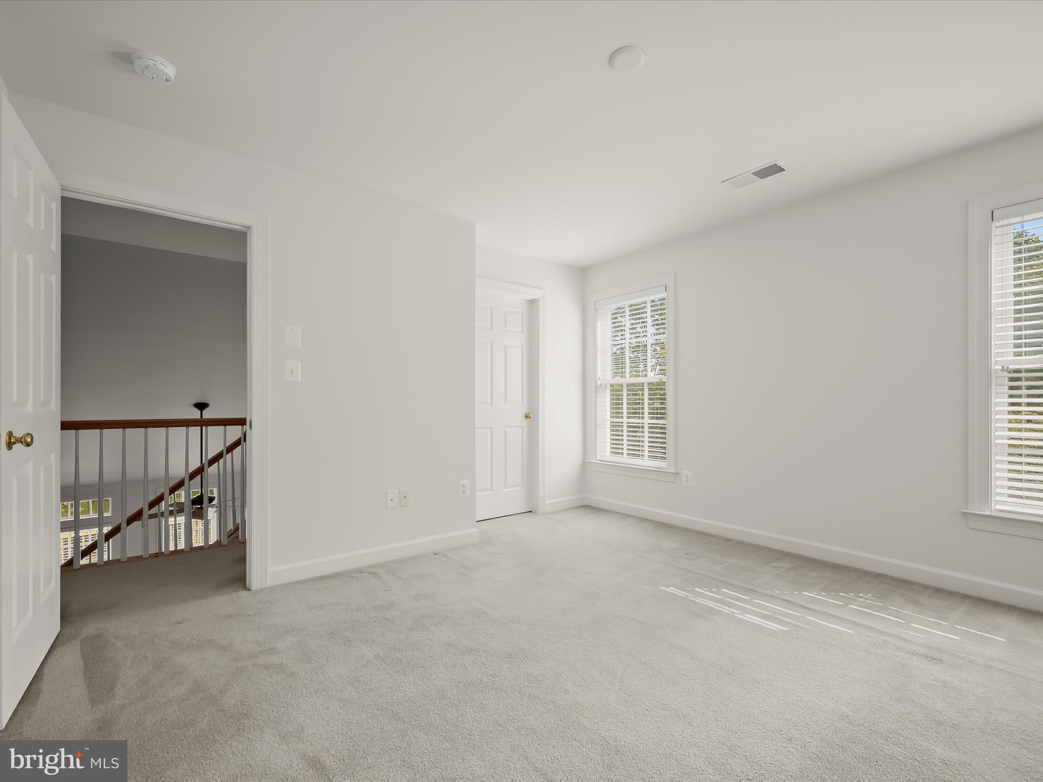 HALL SHOP MANOR - Residential