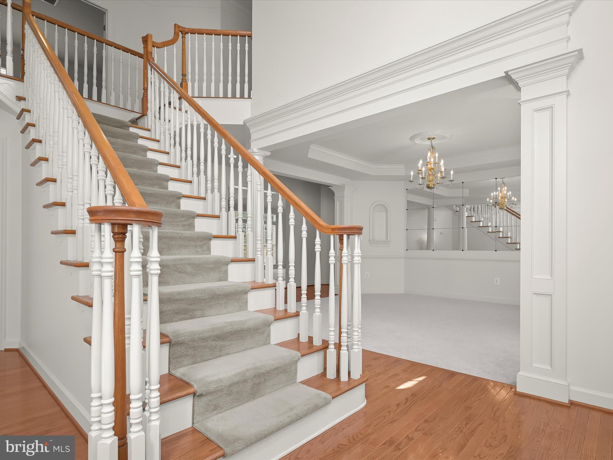 HALL SHOP MANOR - Residential