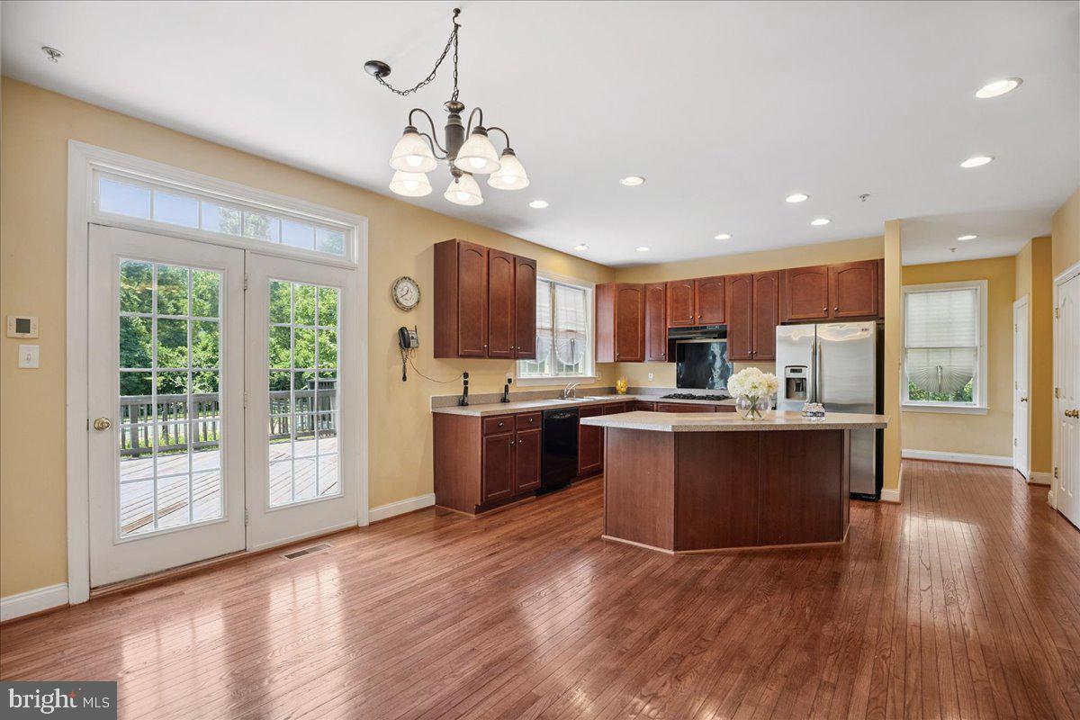 FAIRWOOD - Residential