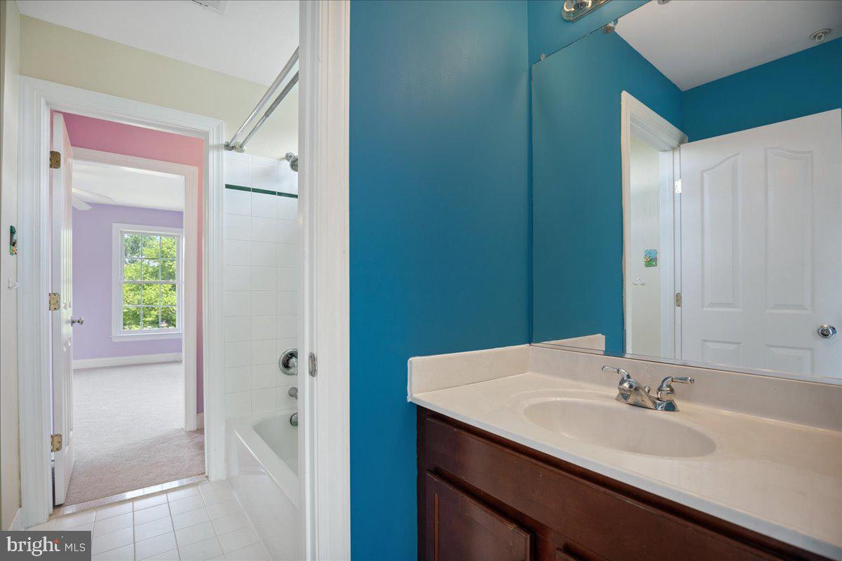 FAIRWOOD - Residential