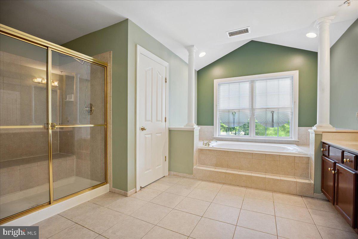 FAIRWOOD - Residential