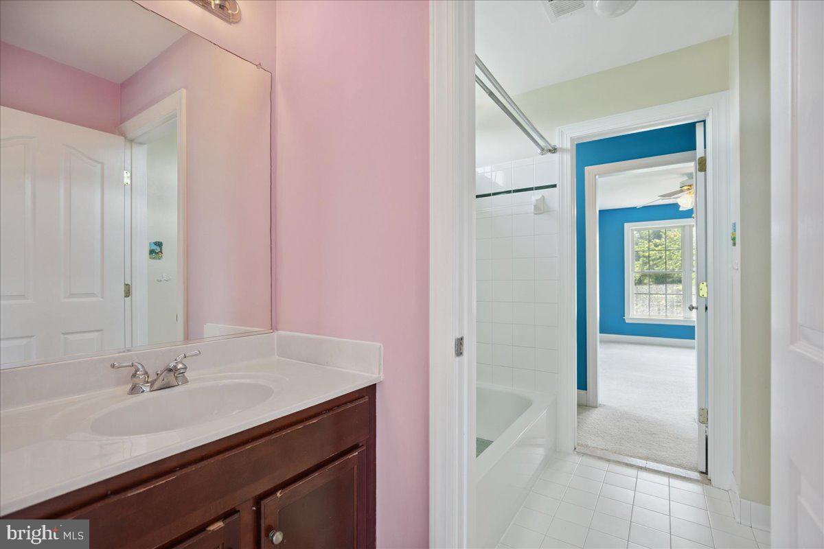 FAIRWOOD - Residential