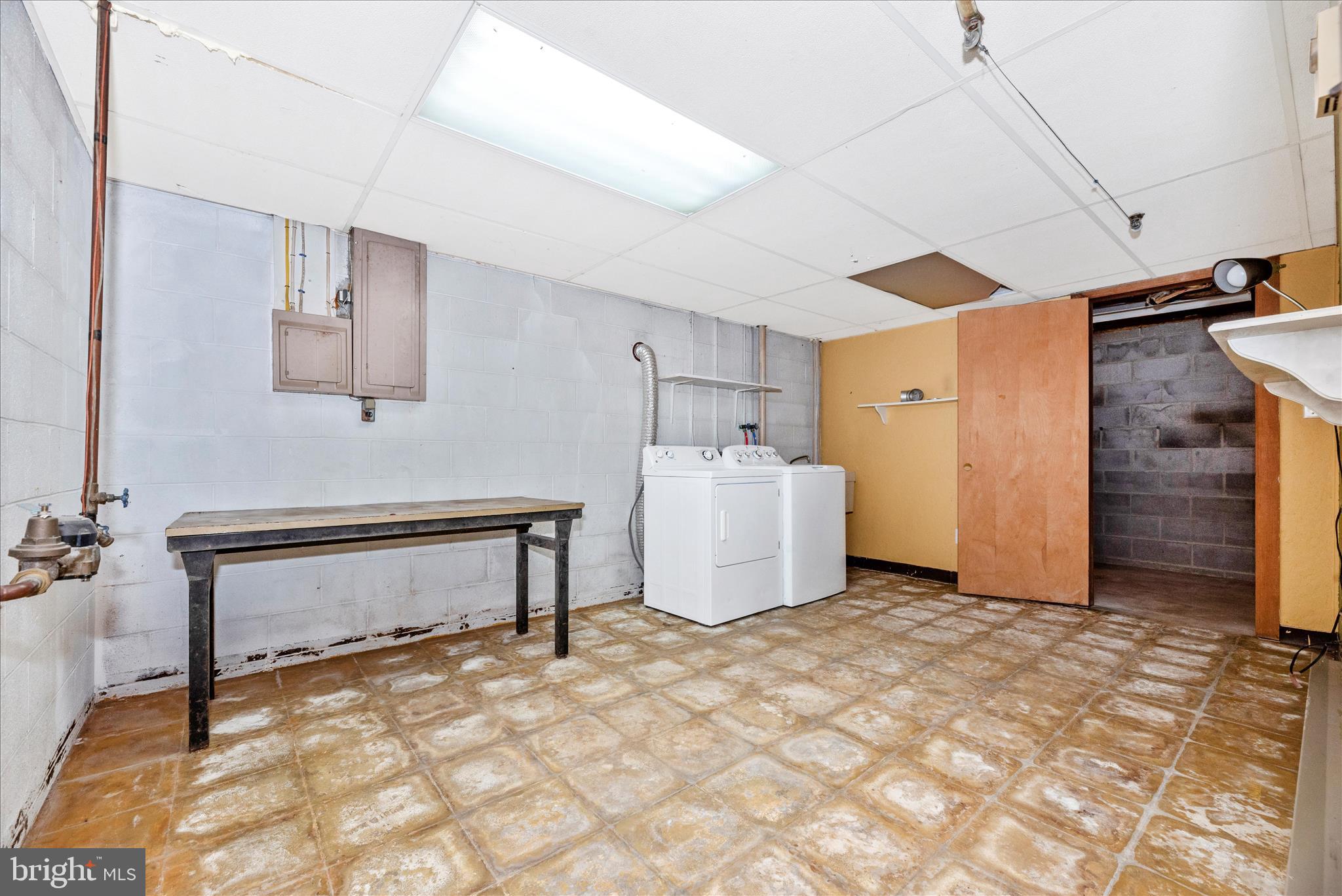 WESTMINSTER ELECTION DISTRICT - Residential