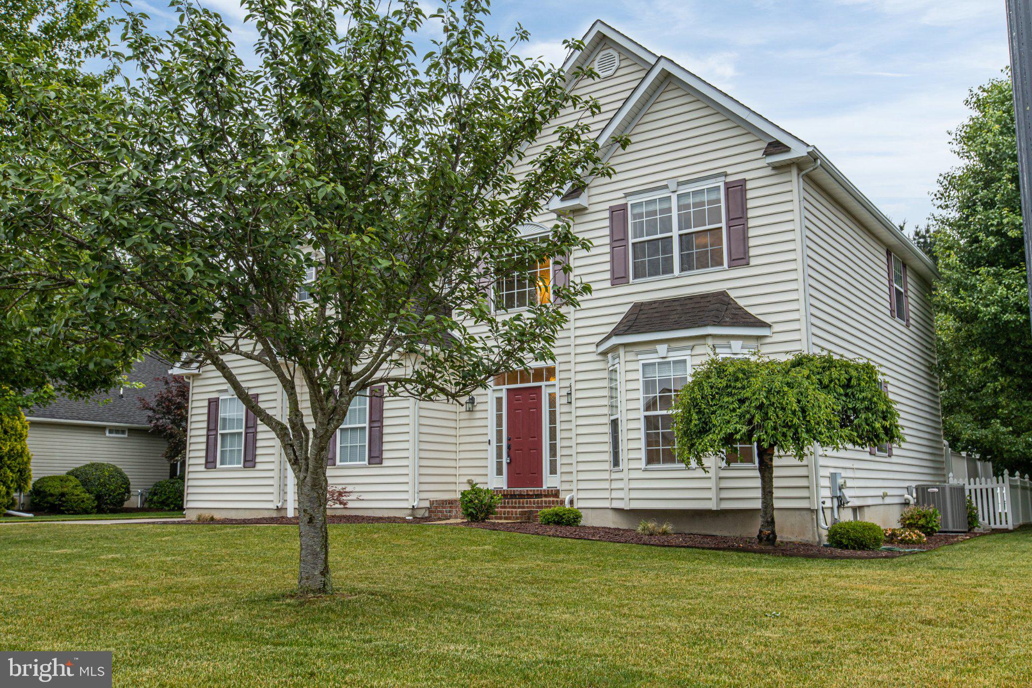 450 ORCHARD GROVE WAY