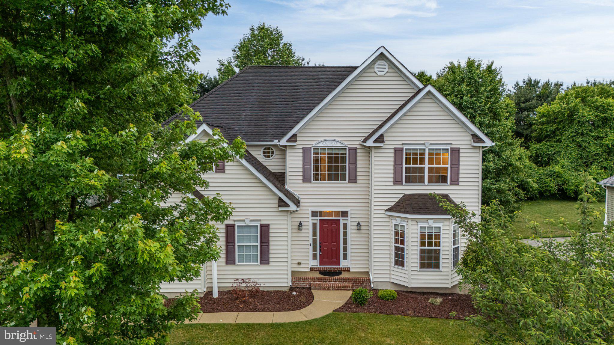 450 ORCHARD GROVE WAY