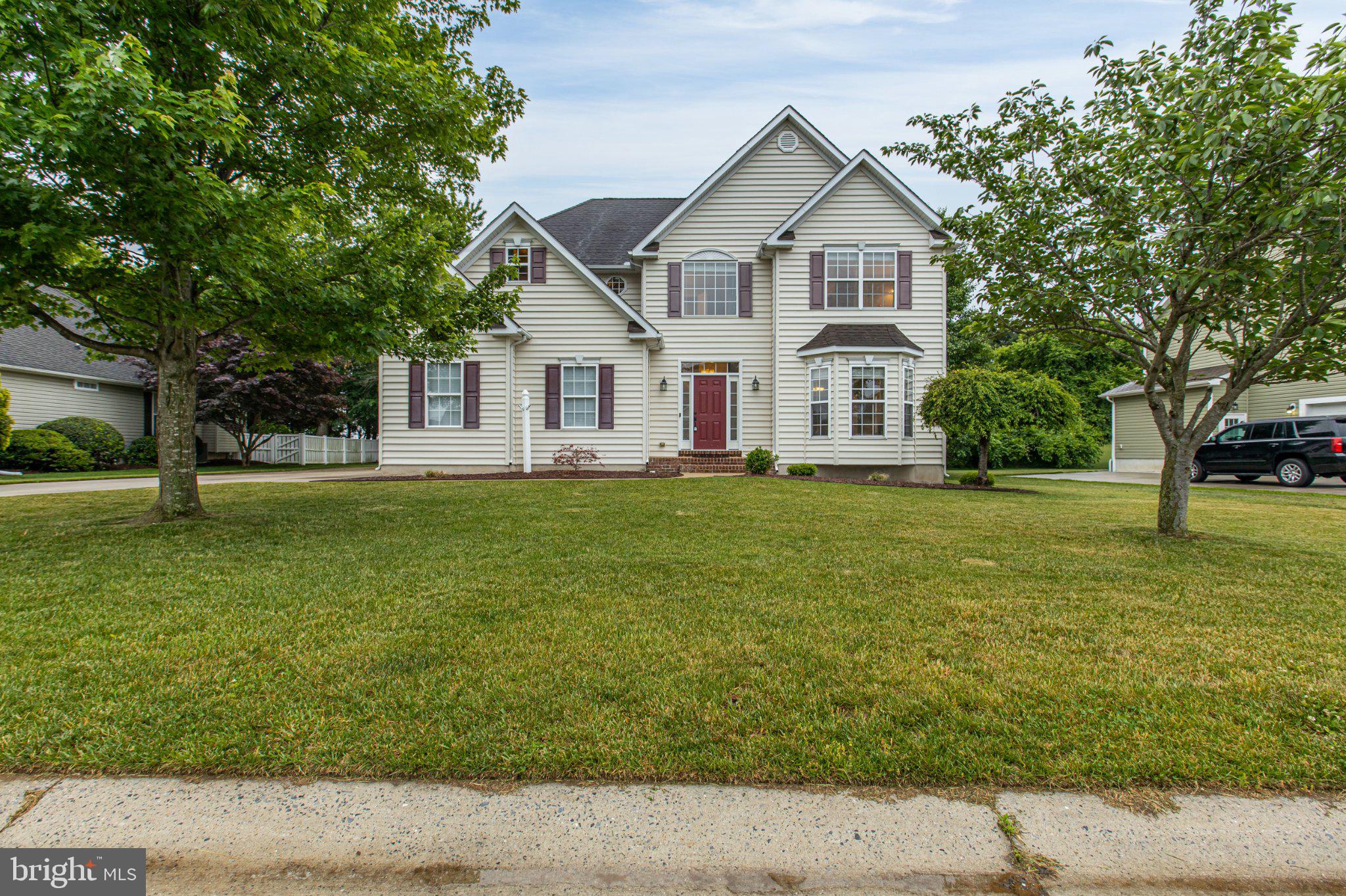 450 ORCHARD GROVE WAY