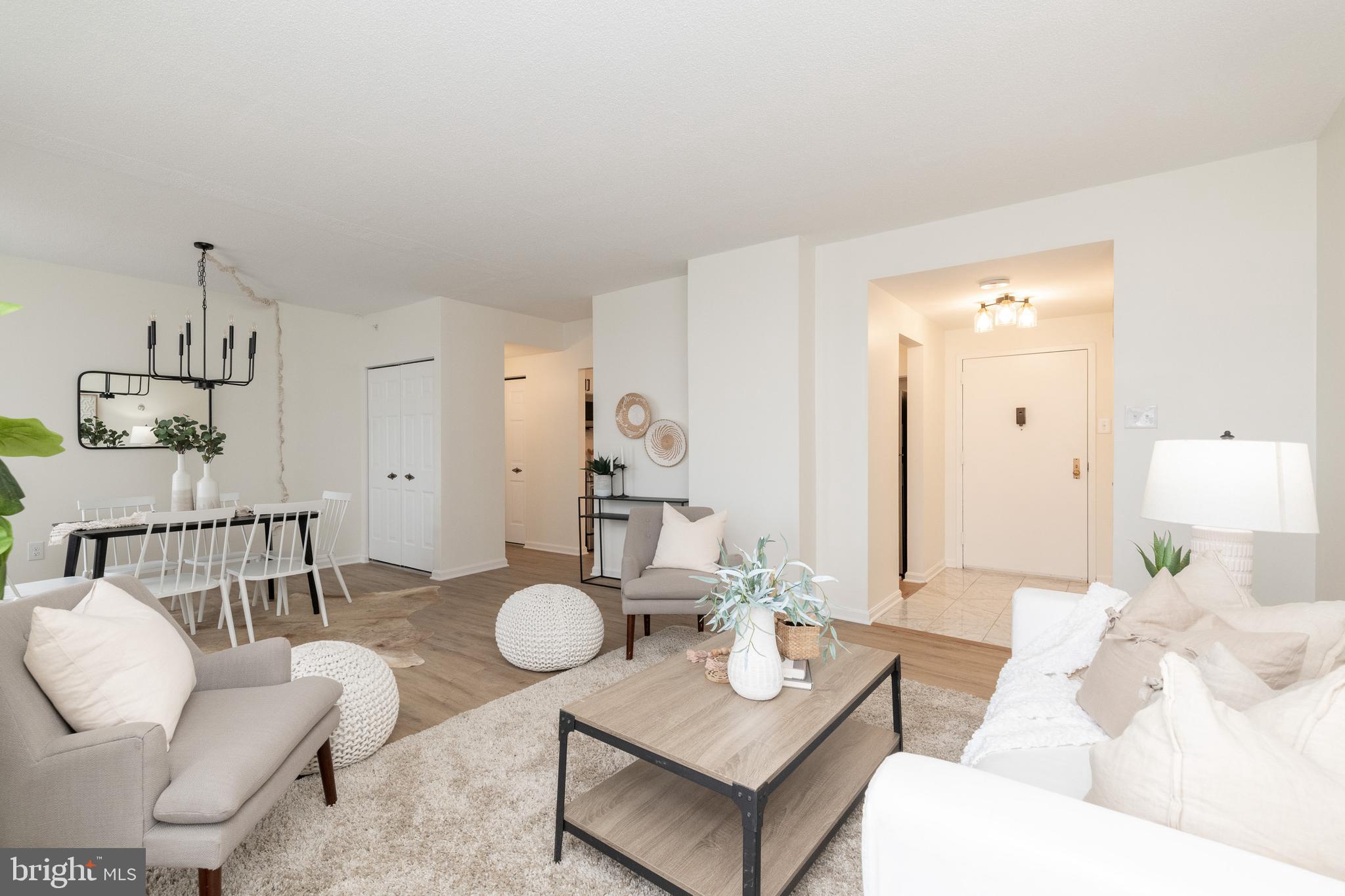 PENTHOUSE CONDOMINIUMS - Residential