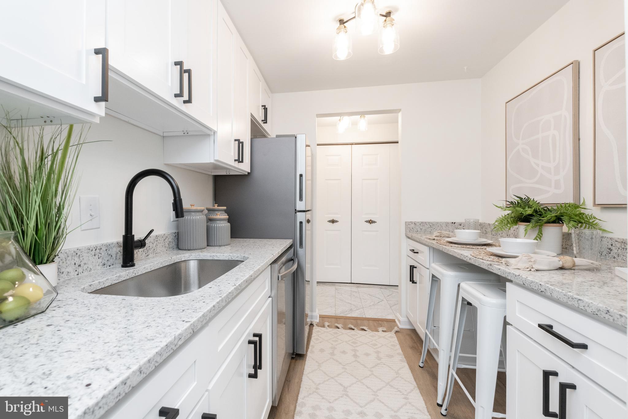 PENTHOUSE CONDOMINIUMS - Residential