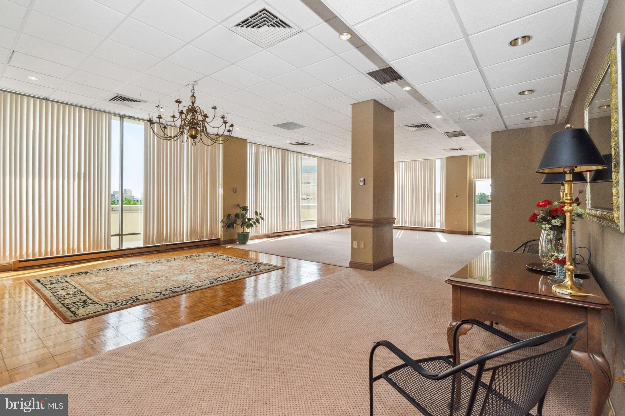 PENTHOUSE CONDOMINIUMS - Residential