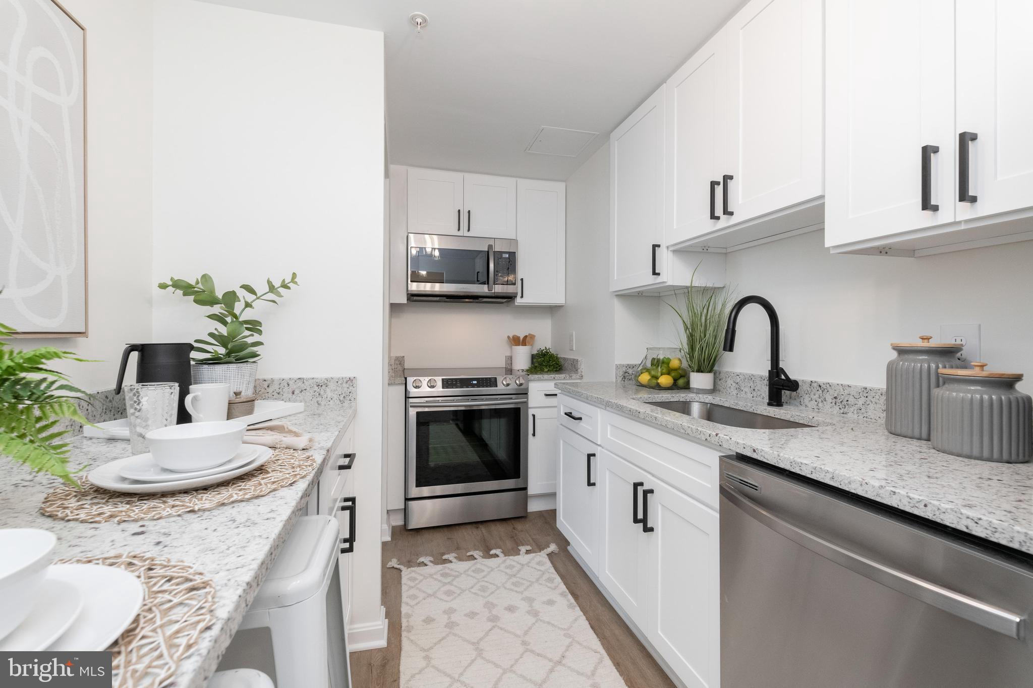 PENTHOUSE CONDOMINIUMS - Residential