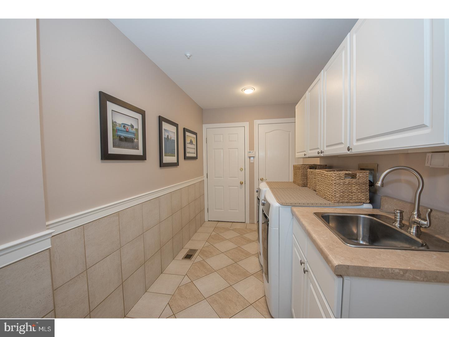 SPRINGTON PT ESTS - Residential