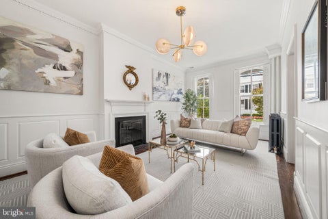Photo for 220 S FAIRFAX STREET