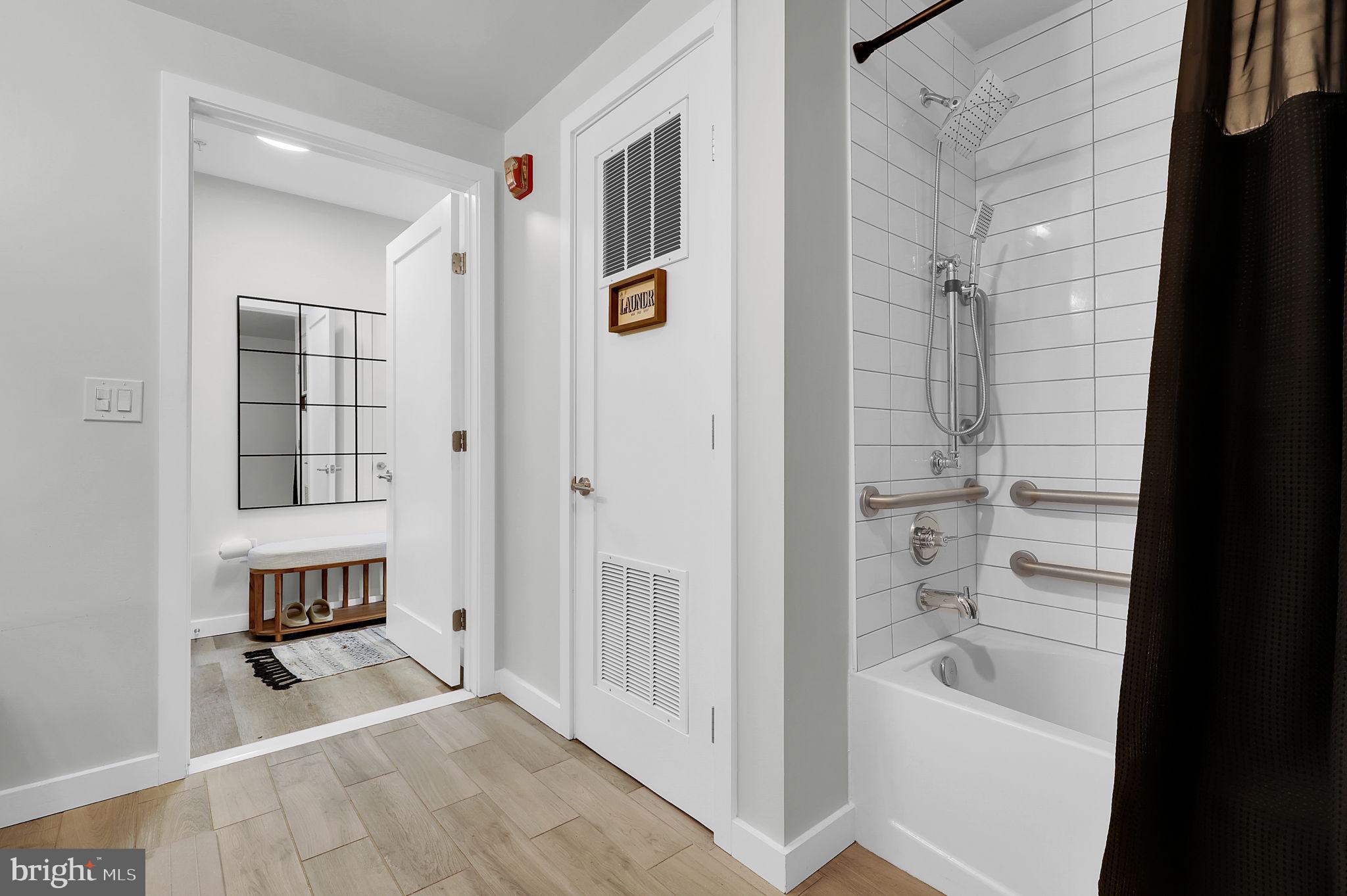 DOWNTOWN SILVER SPRING - Residential
