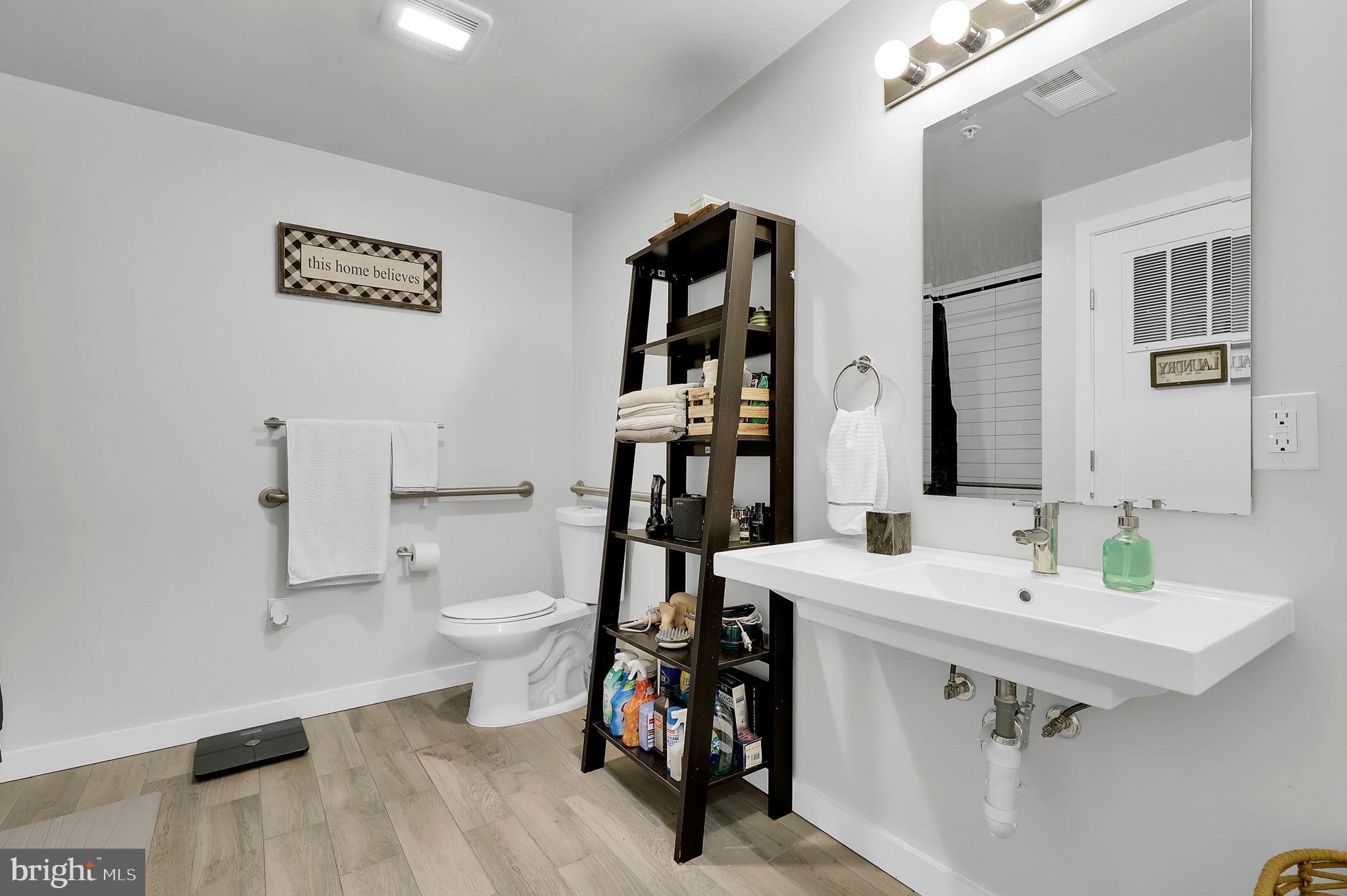 DOWNTOWN SILVER SPRING - Residential