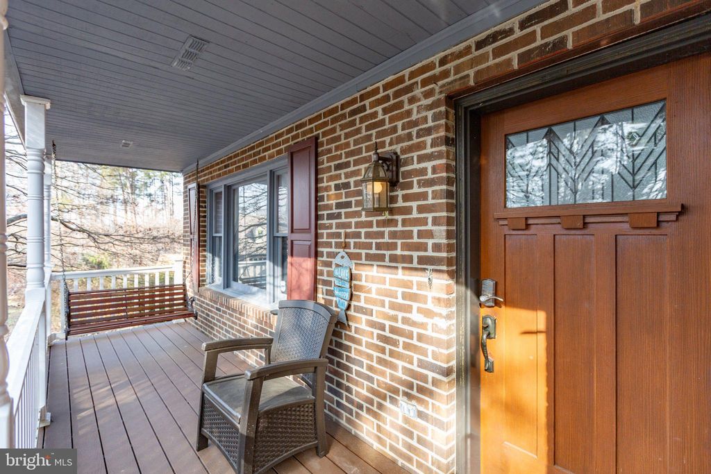 Photo of 76 Grove Lane, FREDERICKSBURG, VA 22406 (MLS # VAST2043686)