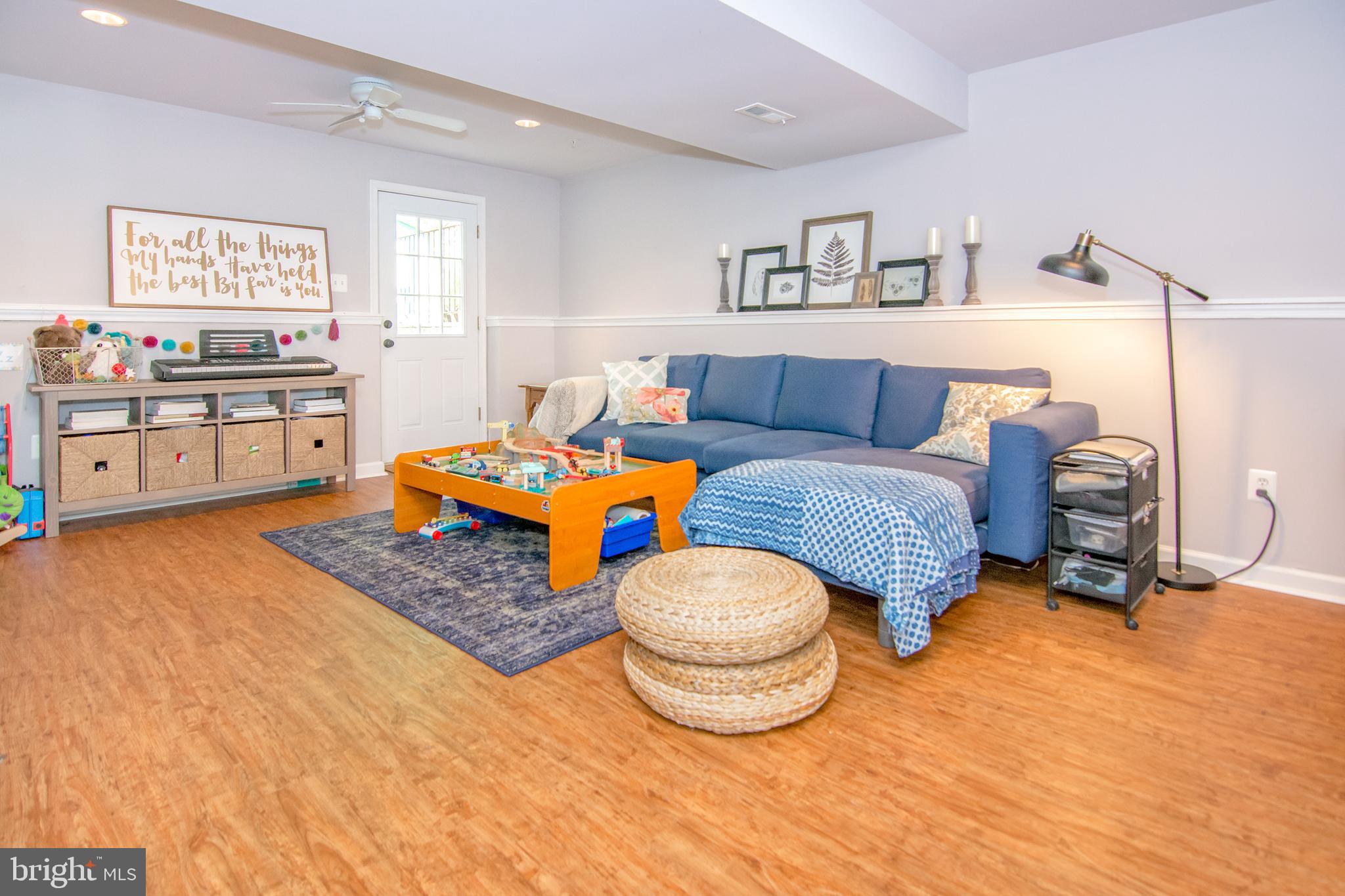 BALLENGER CREEK - Residential