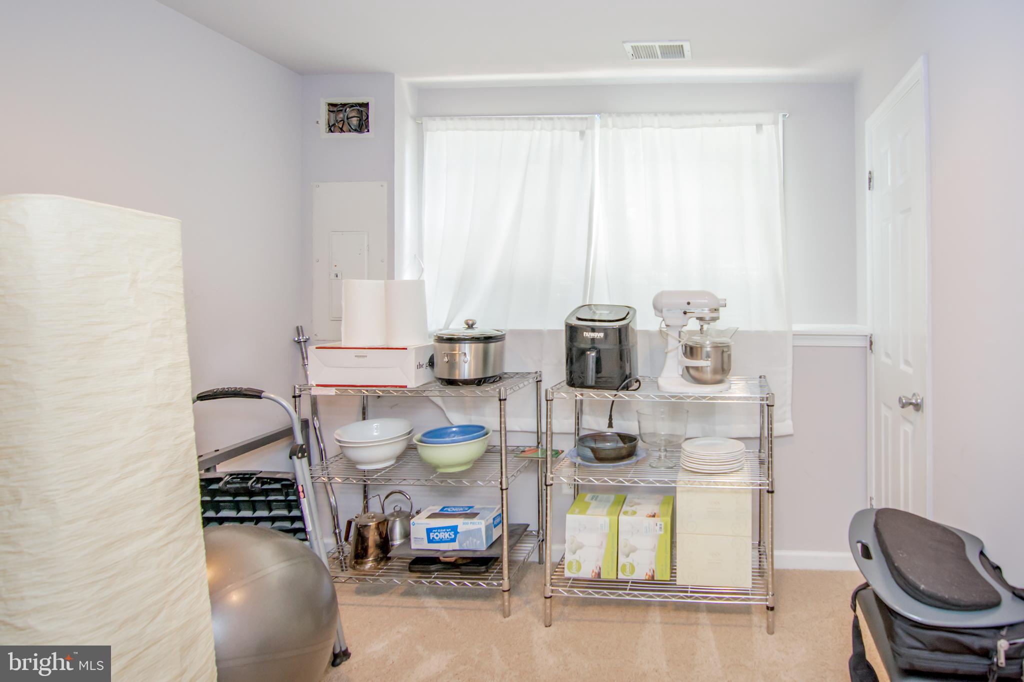 BALLENGER CREEK - Residential