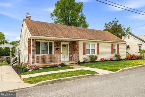 MLS: NJCD2116396