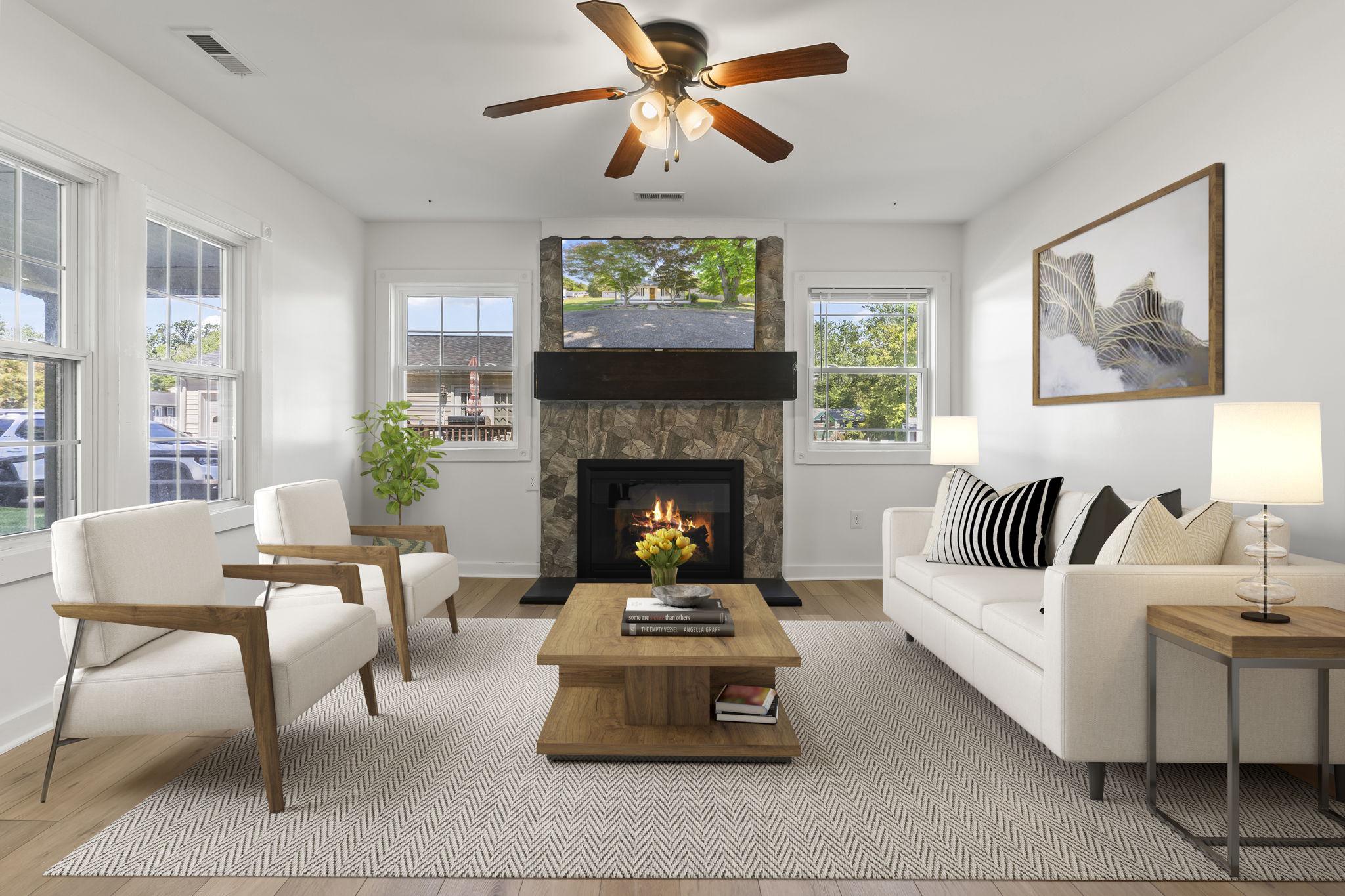 HOLLYWOOD SHORES - Residential