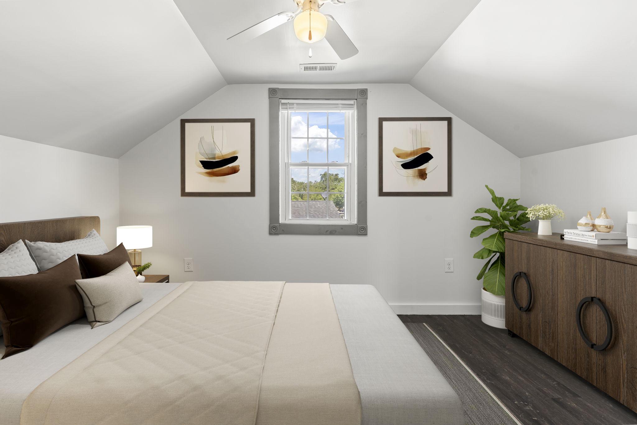 HOLLYWOOD SHORES - Residential
