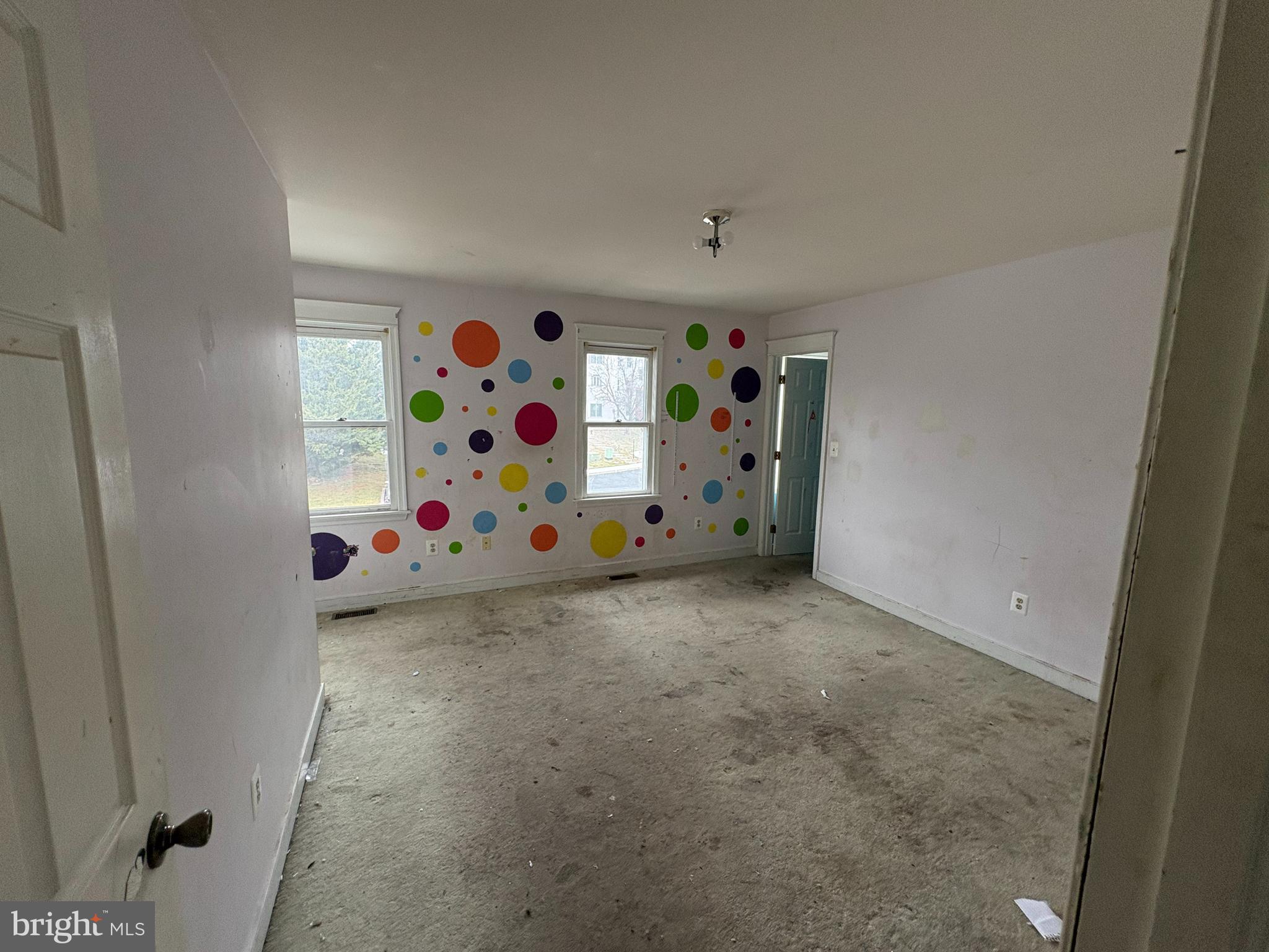 KENLY SQUARE - Residential