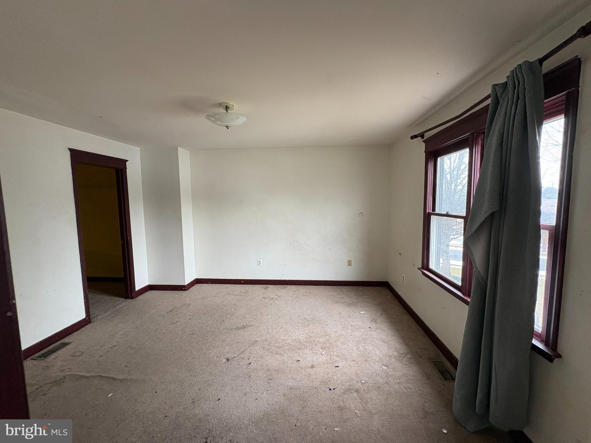 KENLY SQUARE - Residential