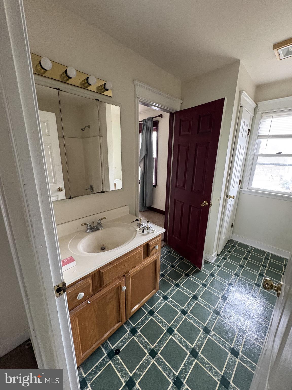 KENLY SQUARE - Residential