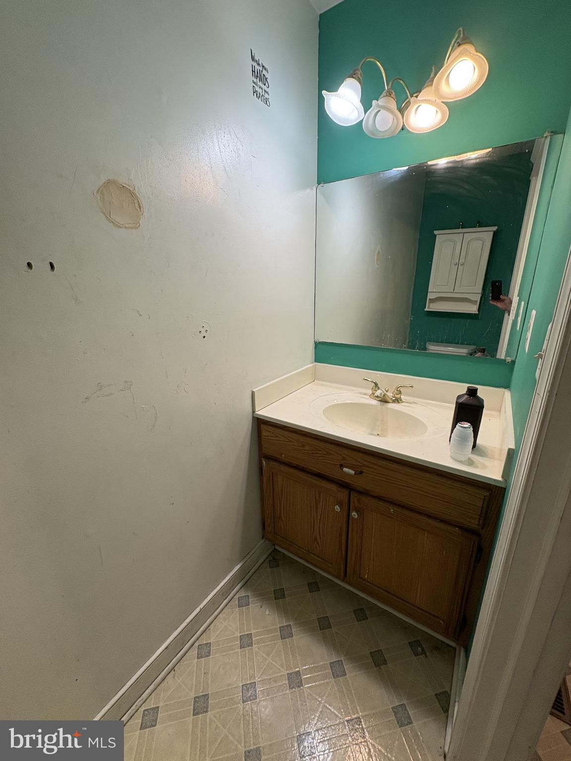 KENLY SQUARE - Residential