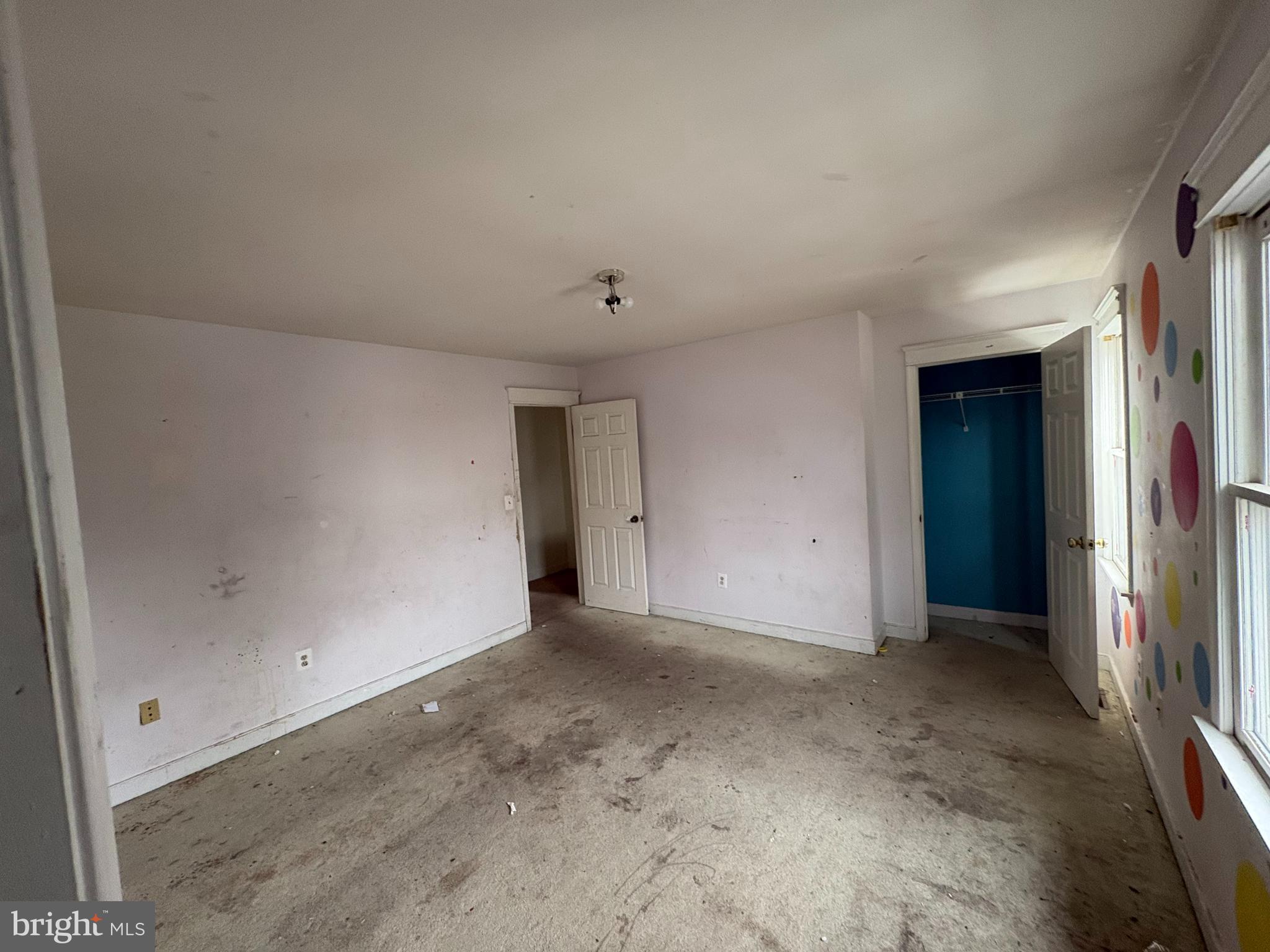 KENLY SQUARE - Residential