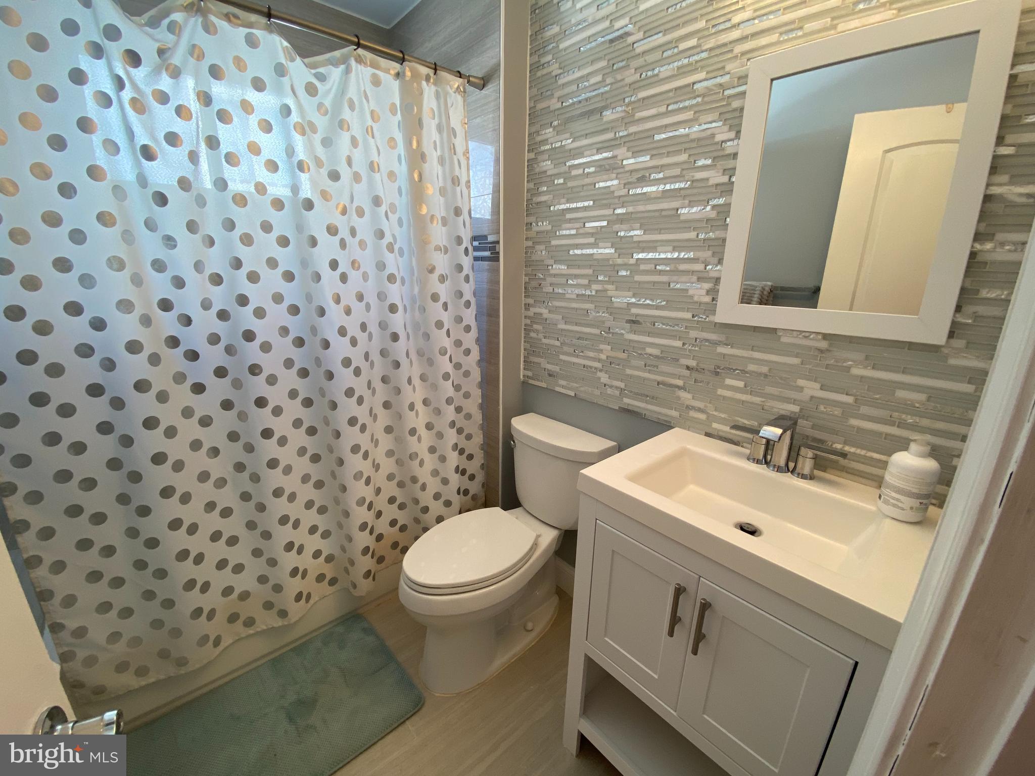 RANDOLPH HILLS - Residential Lease