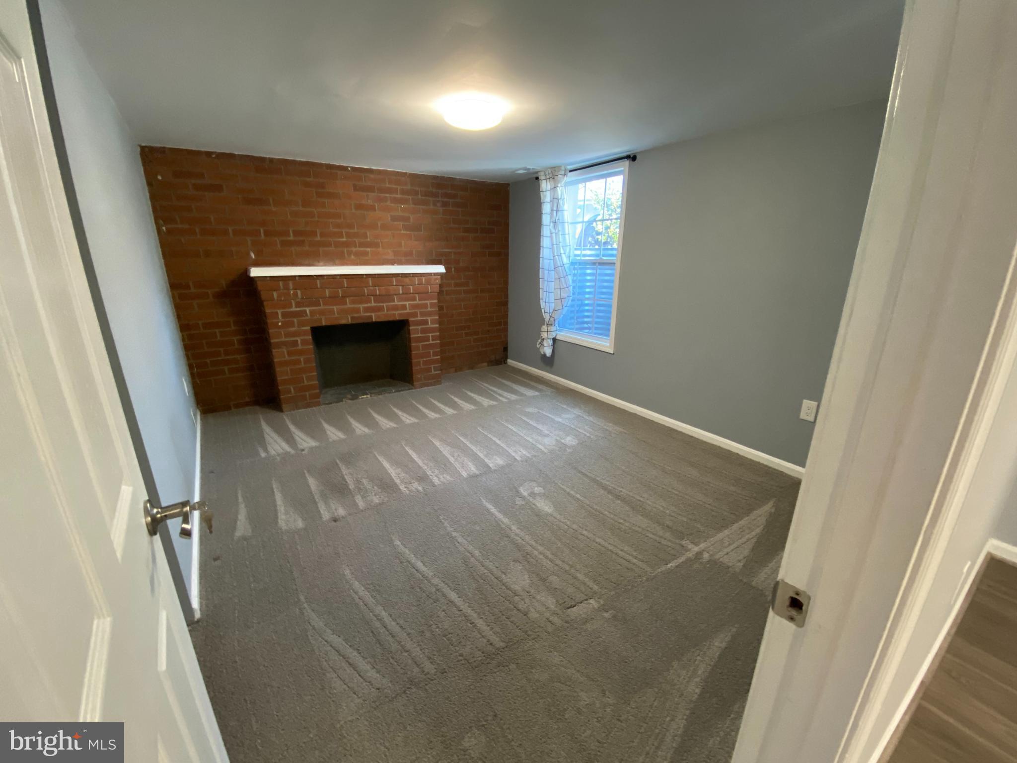 RANDOLPH HILLS - Residential Lease