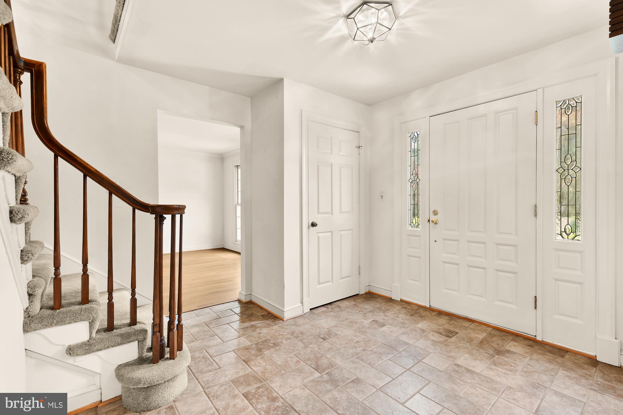 3899 LOCUST LANE