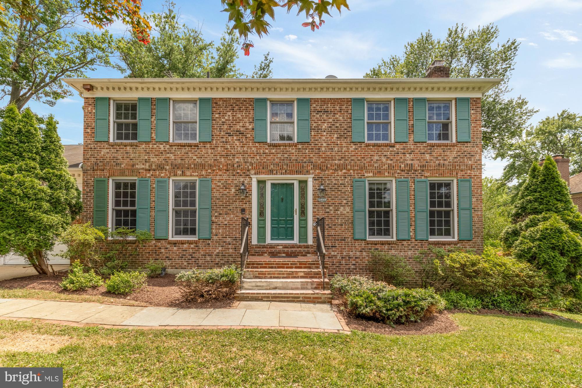 3899 LOCUST LANE