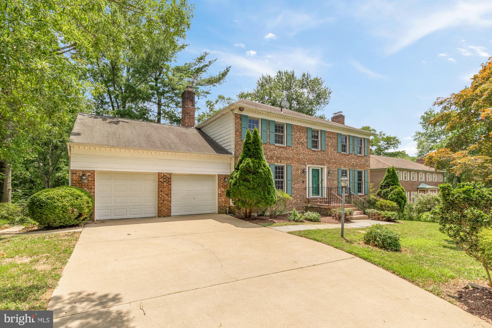 3899 LOCUST LANE