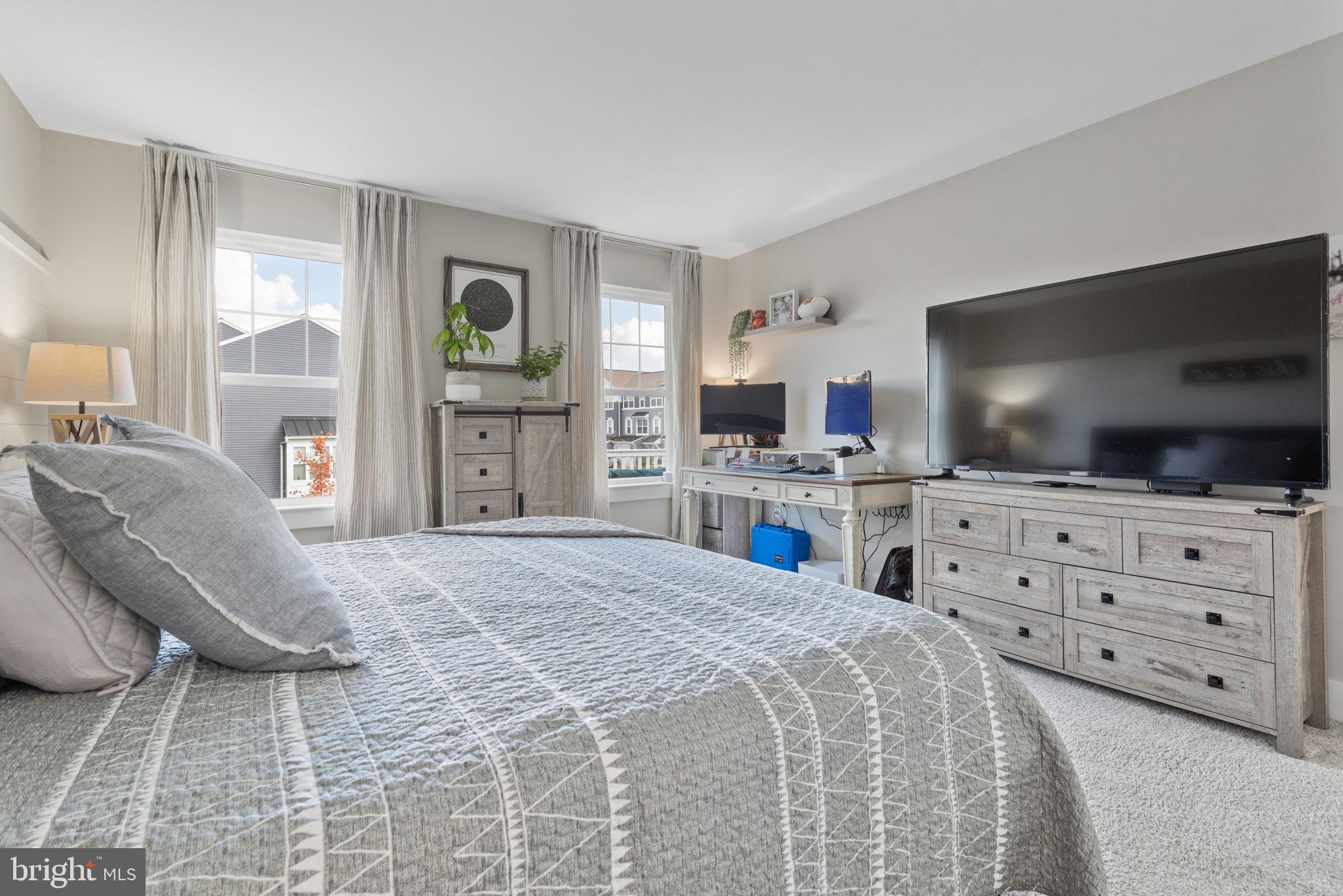 MAYAPPLE WOODS - Residential