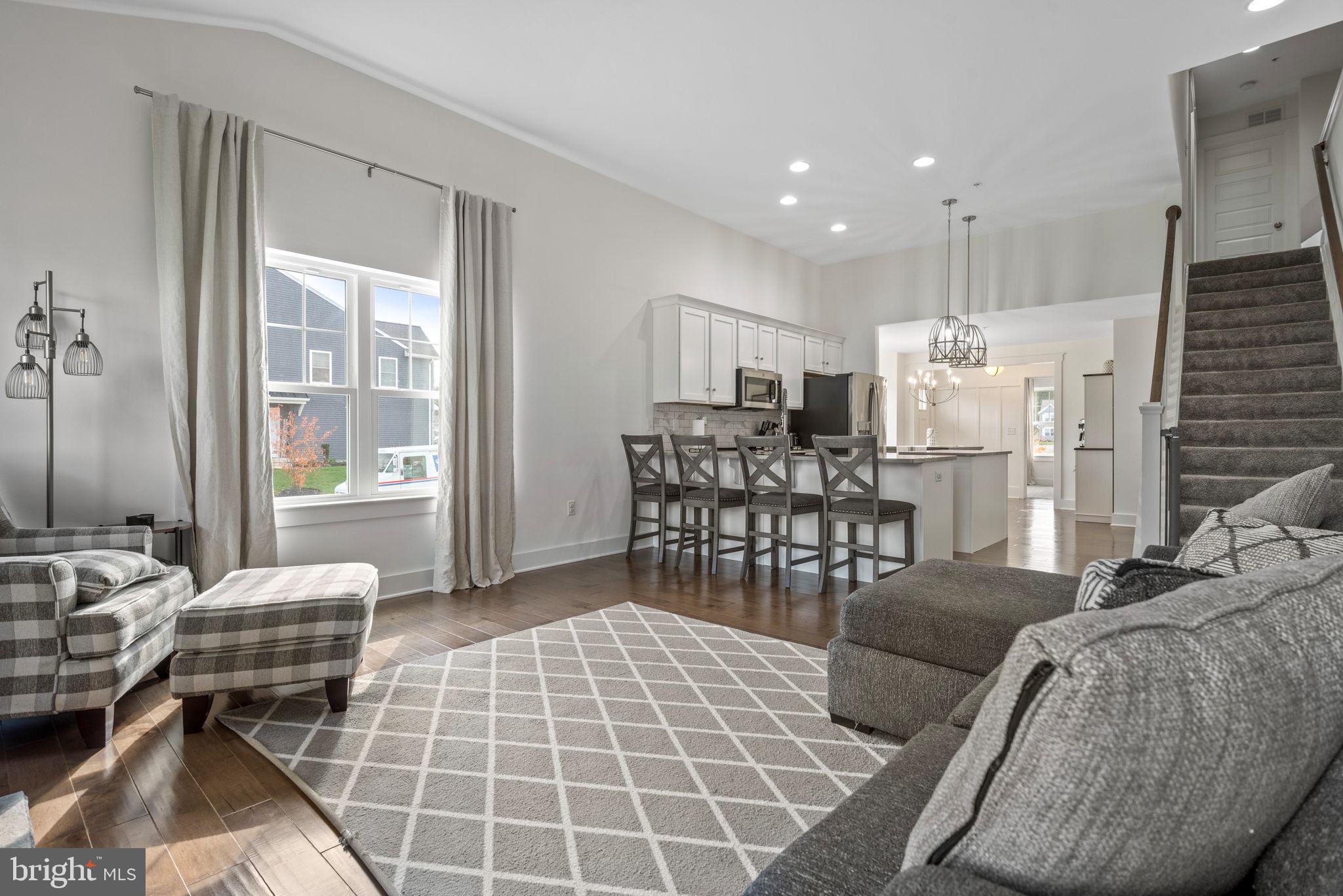 MAYAPPLE WOODS - Residential