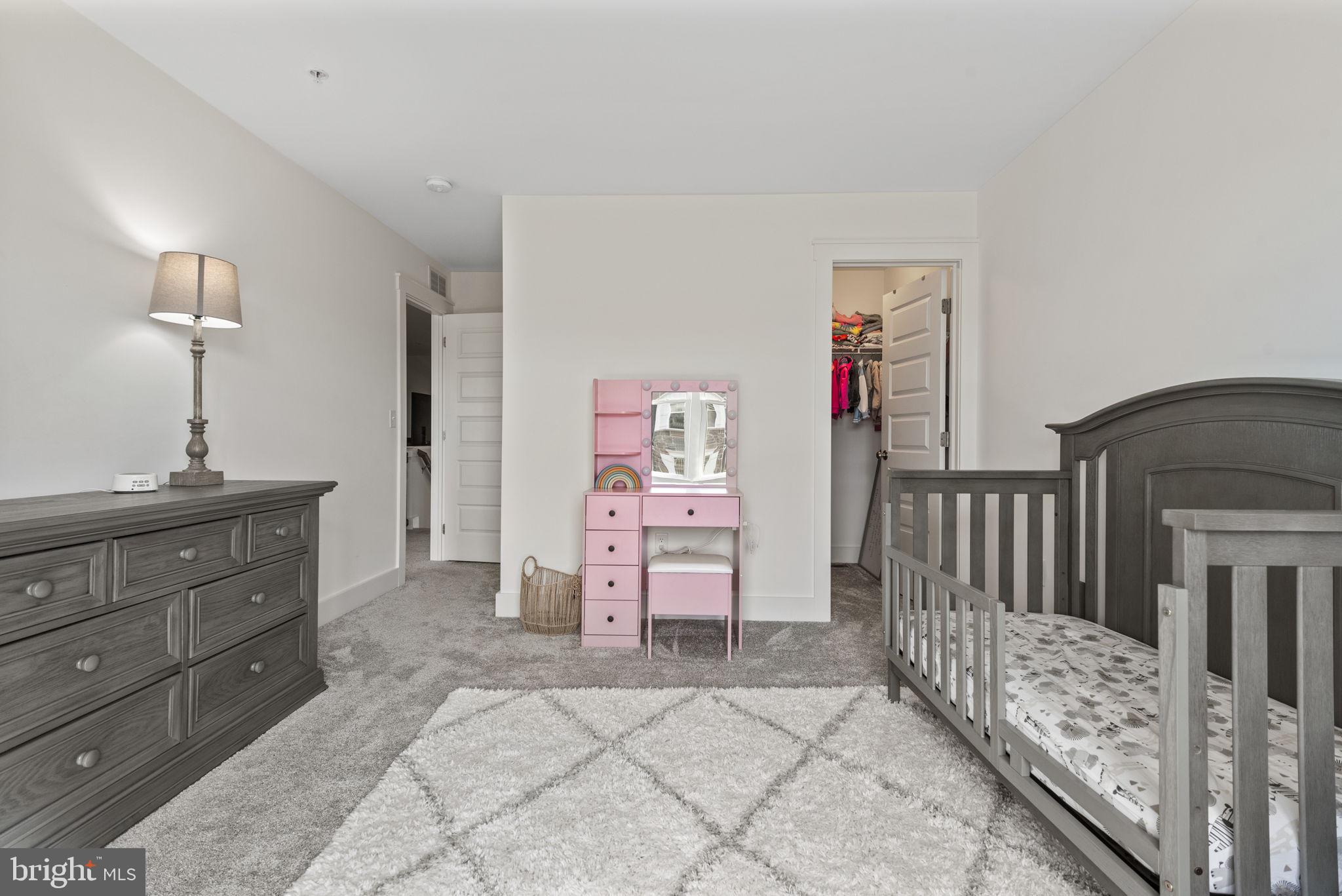 MAYAPPLE WOODS - Residential