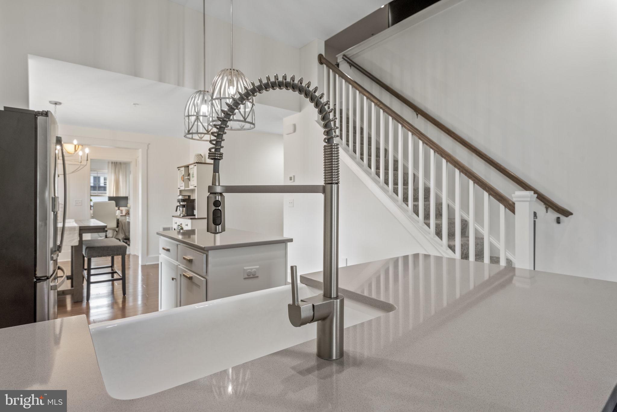 MAYAPPLE WOODS - Residential