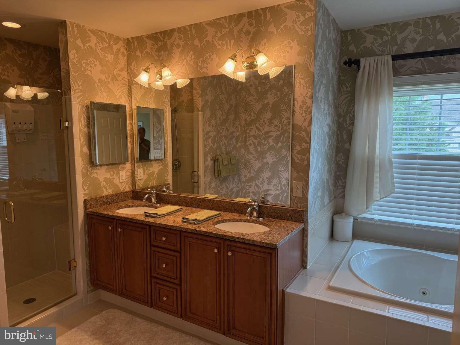 PARKSIDE - Residential