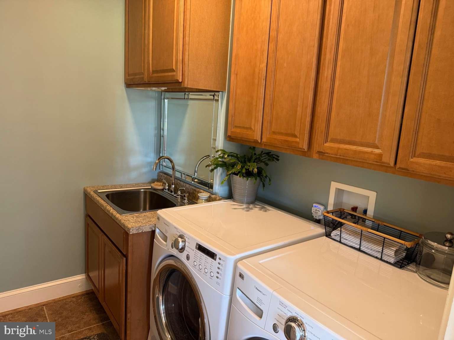 PARKSIDE - Residential