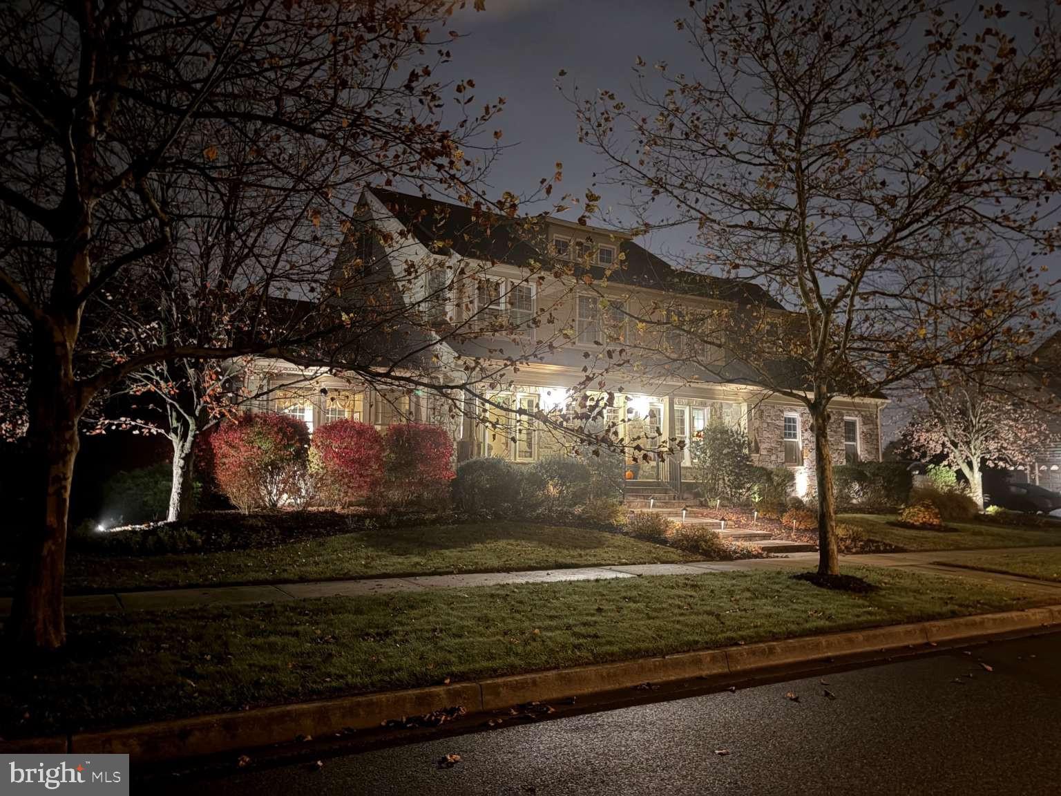 448 SPRING HOLLOW DRIVE