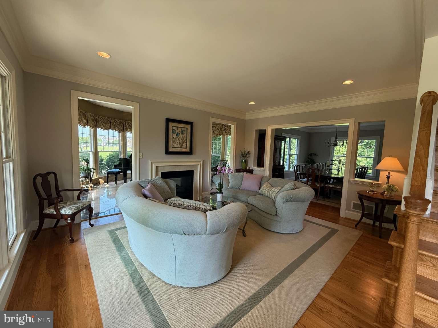 448 SPRING HOLLOW DRIVE