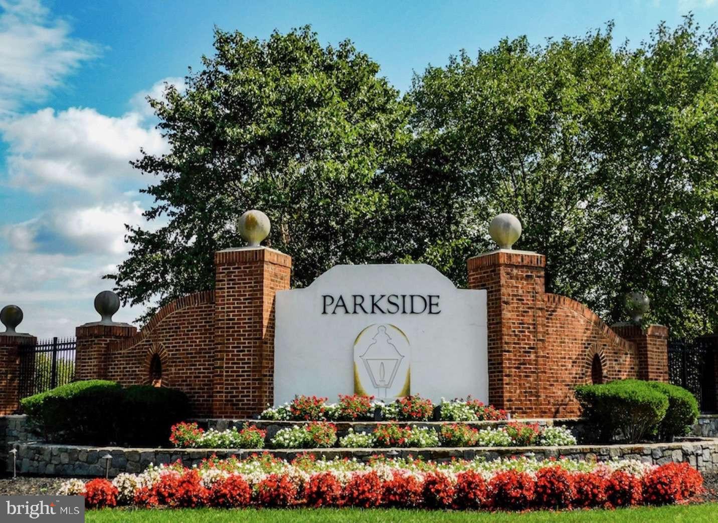 PARKSIDE - Residential