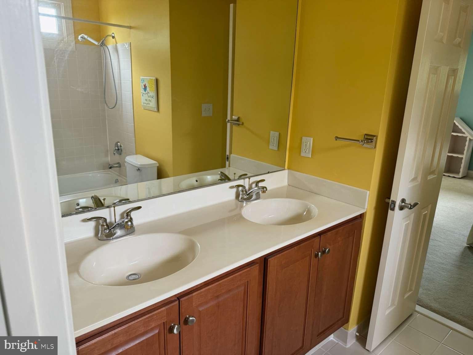 PARKSIDE - Residential