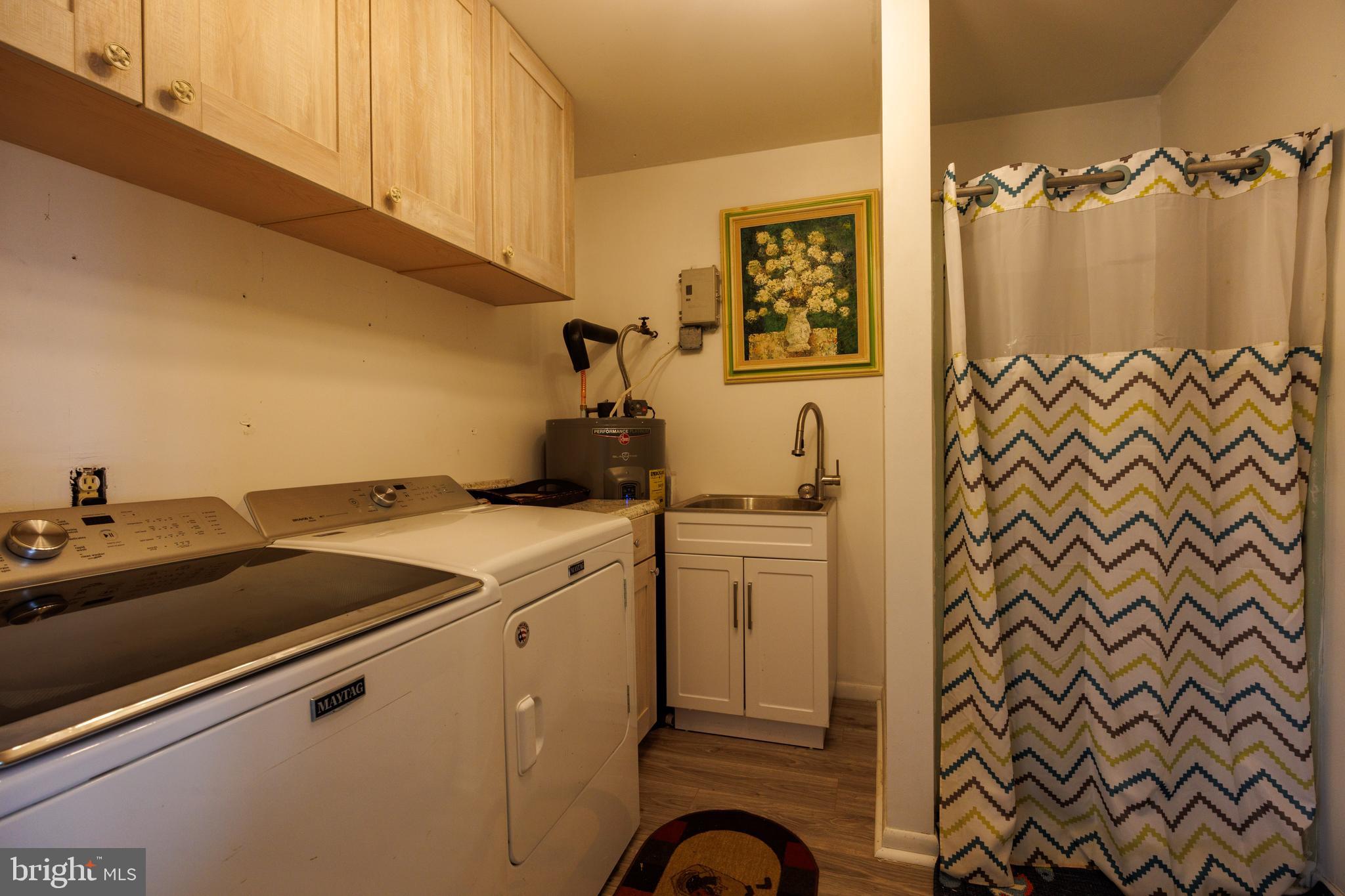 THE POINT - Residential