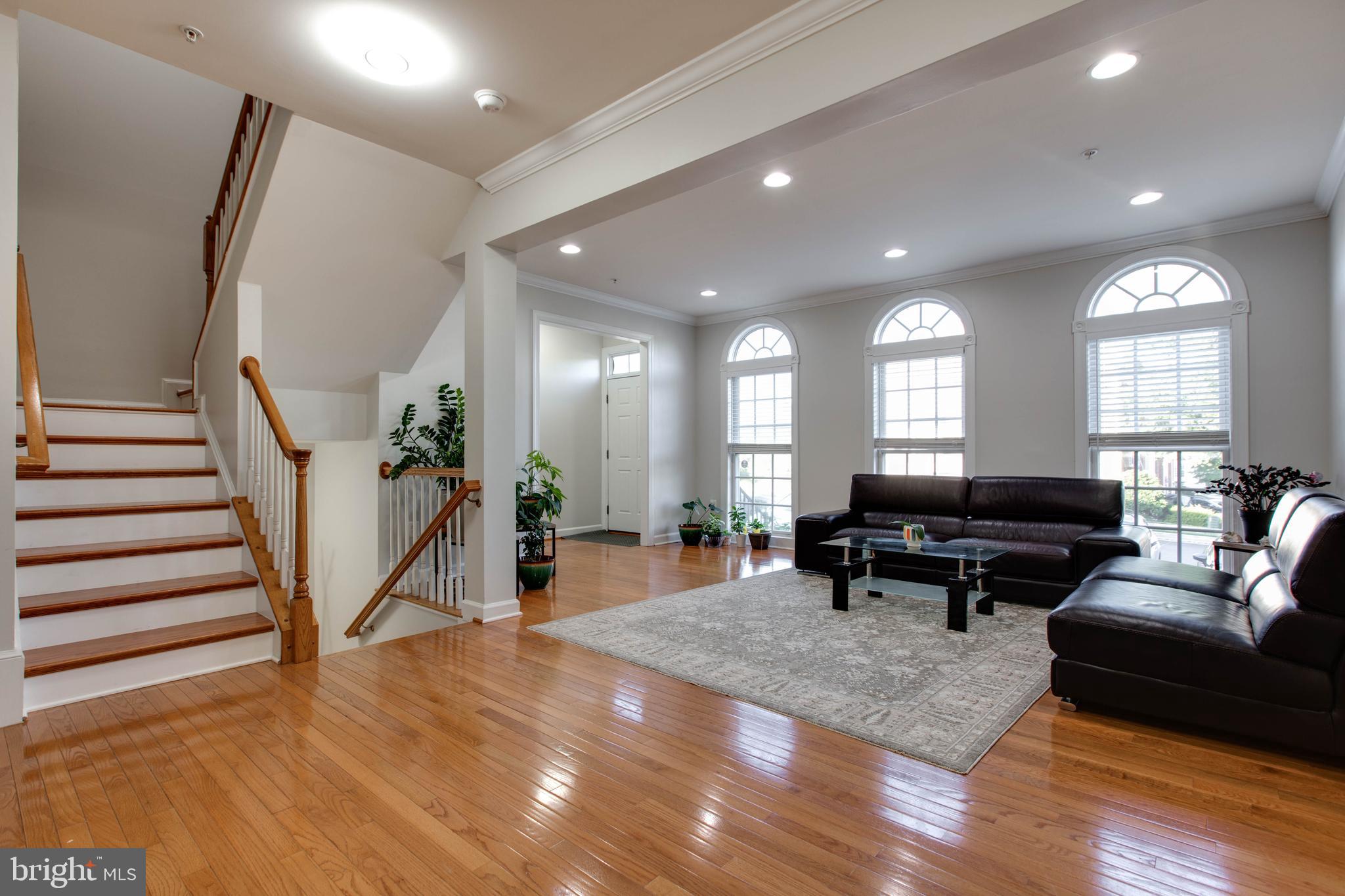 VILLAGES OF DORCHESTER - Residential Lease