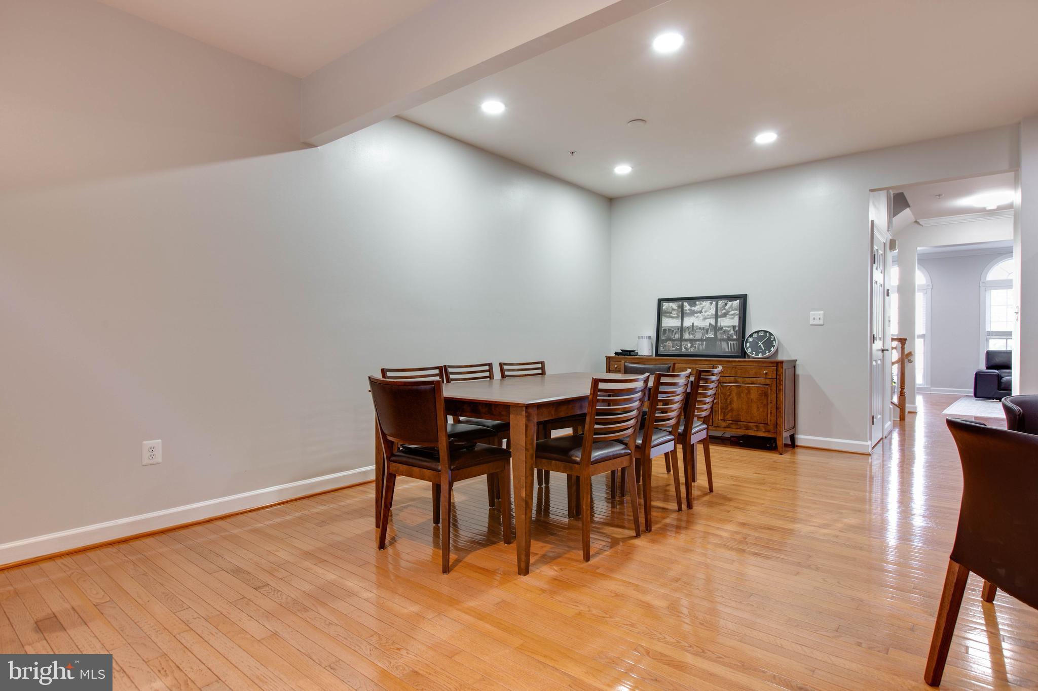 VILLAGES OF DORCHESTER - Residential Lease