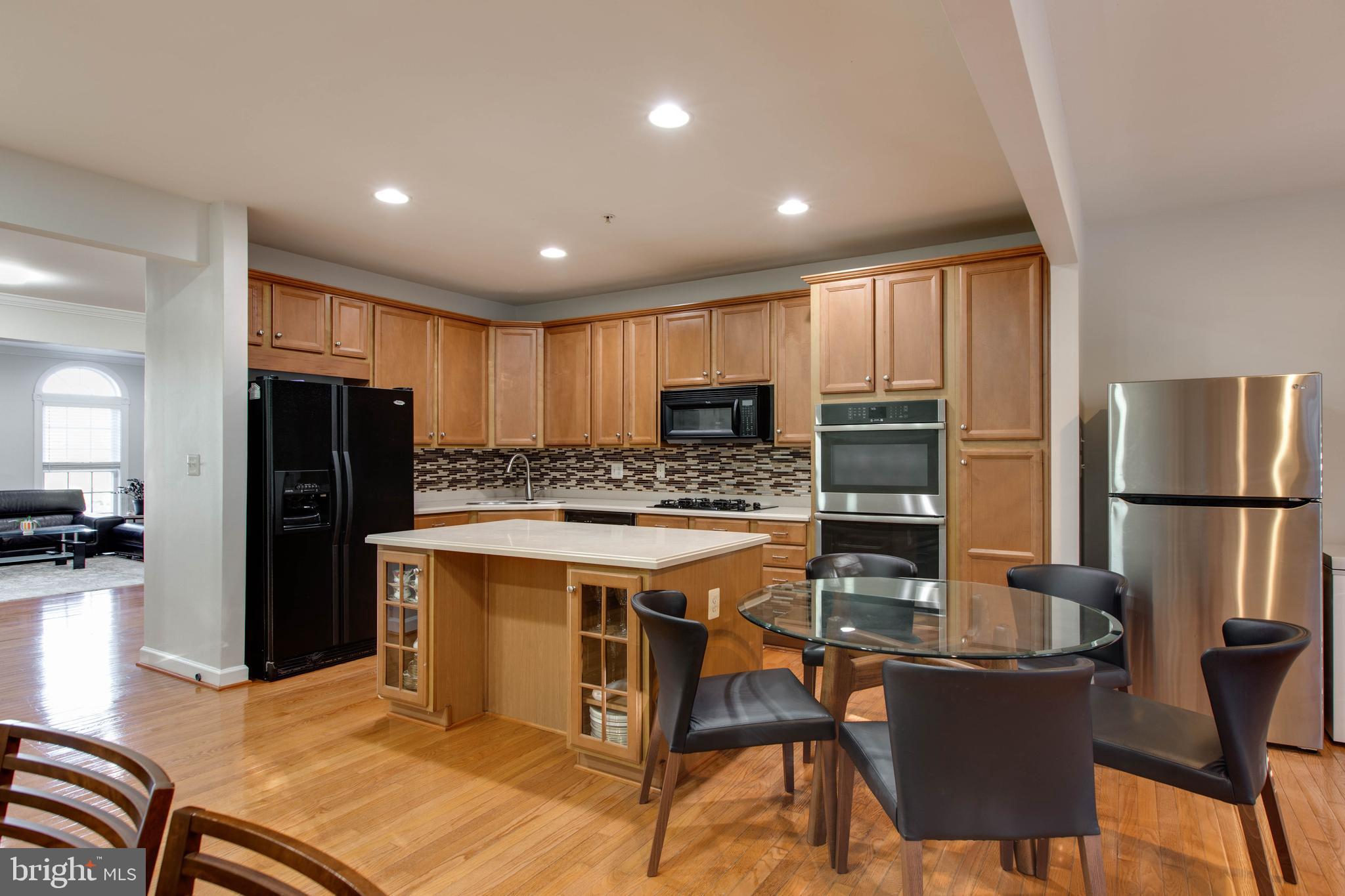 VILLAGES OF DORCHESTER - Residential Lease